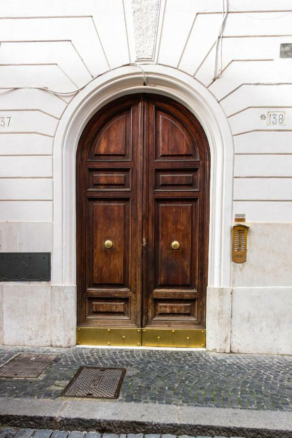 Few Steps From St Peter Bed and Breakfast Exteriör bild